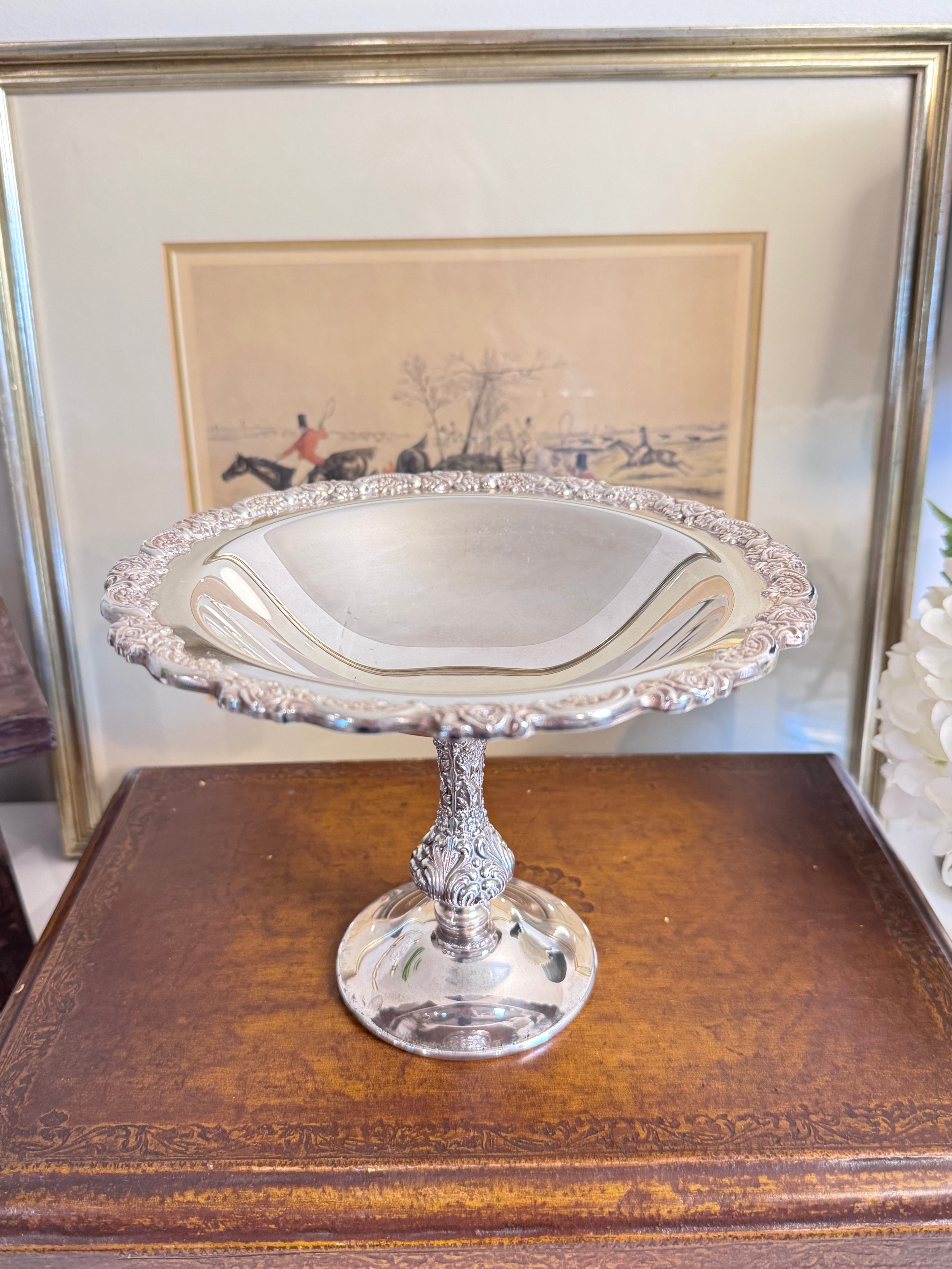 Vintage Oneida Silverplate Pedestal Bowl Compote